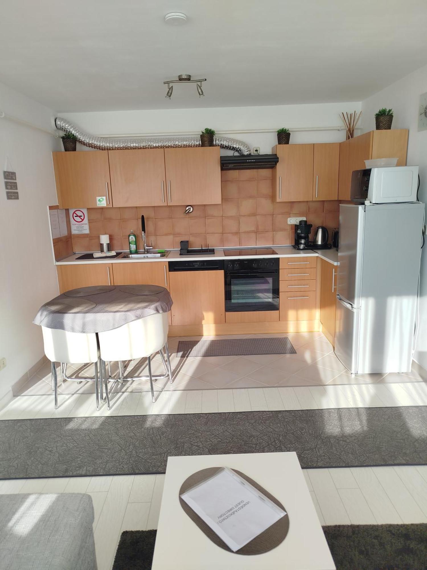 Csongor Apartman Budapest Exterior photo